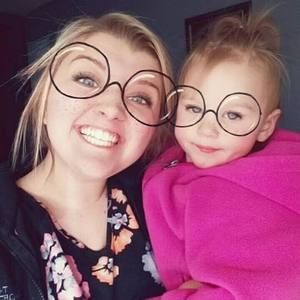 Meet your Posher, Maria